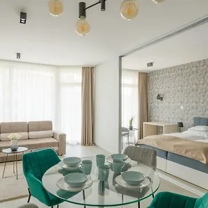 מלון Parizs Garden, דברצן
