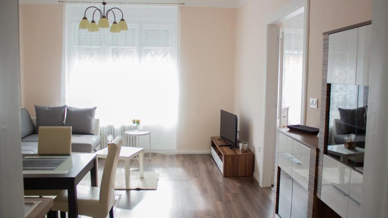 Black Stilt Apartments B3 Debrecen